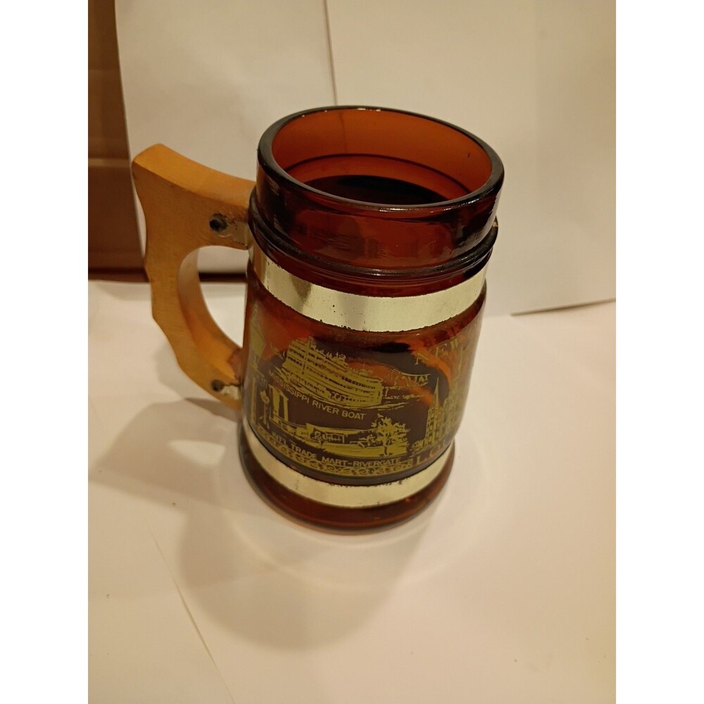 Siesta Ware New Orleans Amber Glass Souvenir Beer Mug W/Wood Handle